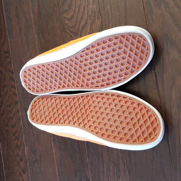 Van's shoes - Picture 10 of 11